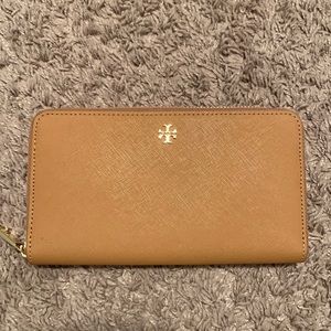 Tori Burch zip around wallet